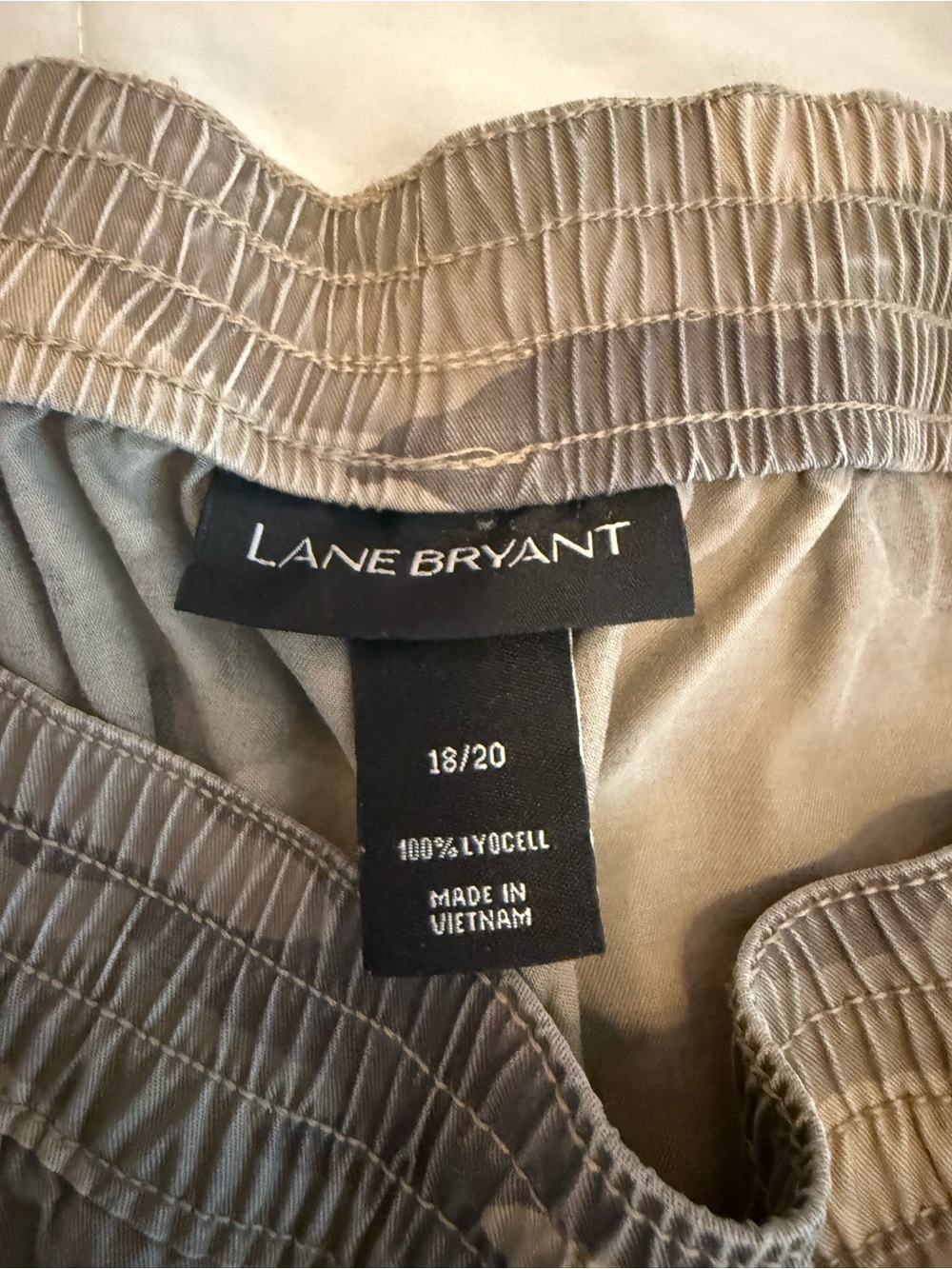 Lane Bryant Camo Jogger Cargo Pants Plus Size 18/20 - Picture 2 of 5